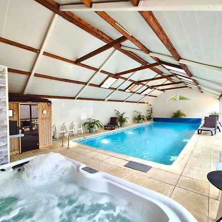 Magnificent 18Th Century, 5 Star Luxury Spa Melleray-la-Vallee Exterior photo